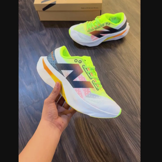 👟 New Balance FuelCell Verde – Importadas & 100% Originales